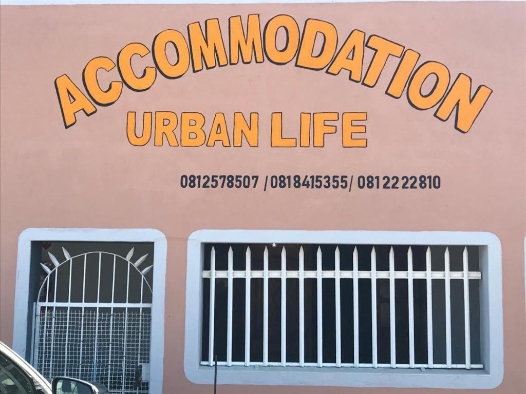 Urbanlife Keetmanshoop Accommodation Bagian luar foto